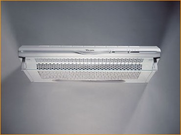 Okap podszafkowy Whirlpool AKR 428