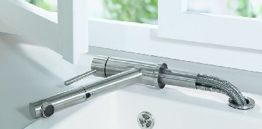 Bateria stojca z wycigan wylewk Villeroy & Boch COMO SHOWER WINDOW stal