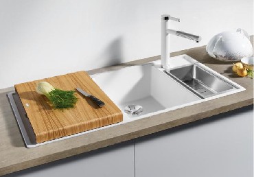 Zlewozmywak z ociekaczem Blanco AXIA III 6S Silgranit PuraDur z kor. InFino desk� drewnian� i ods�czark� stalow� prawa komora