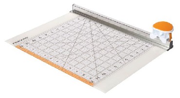 Gilotyna Fiskars Gilotyna z obrotowym ostrzem i linijk 12x12 cali