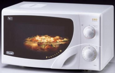 Kuchenka mikrofalowa DeLonghi MW 401