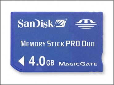 Karta pamici + akcesoria SanDisk Memory Stick PRO DUO 4GB + adapter MS PRO