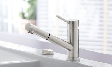 Bateria stojca z wycigan wylewk Villeroy & Boch COMO SHOWER stal